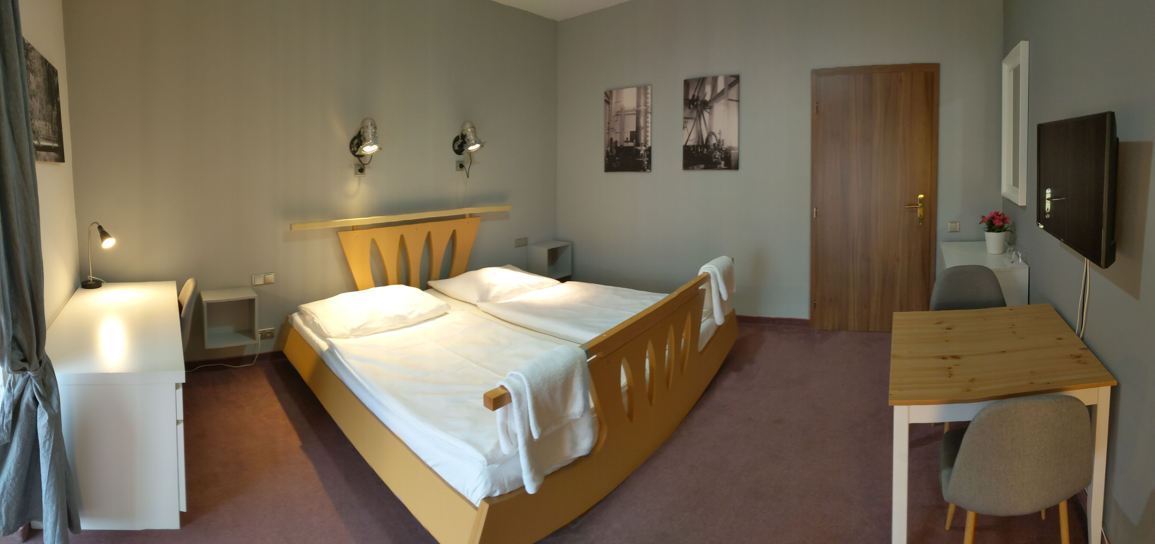 superior double room, bathtub | desk, free cots/infant beds, rollaway beds, free wifi