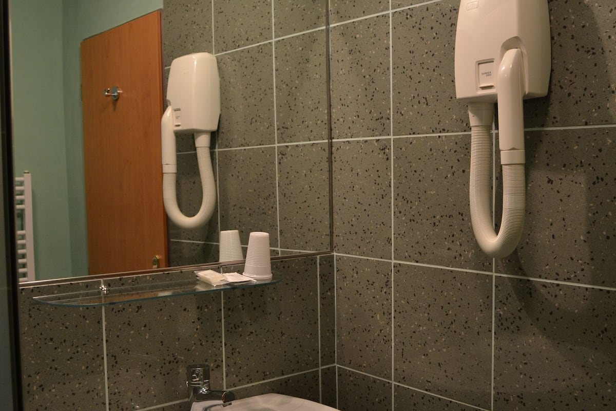 economy double or twin room (attic) | bathroom sink