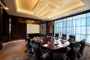 Meeting facility - Wanda Realm Langfang (Langfang)