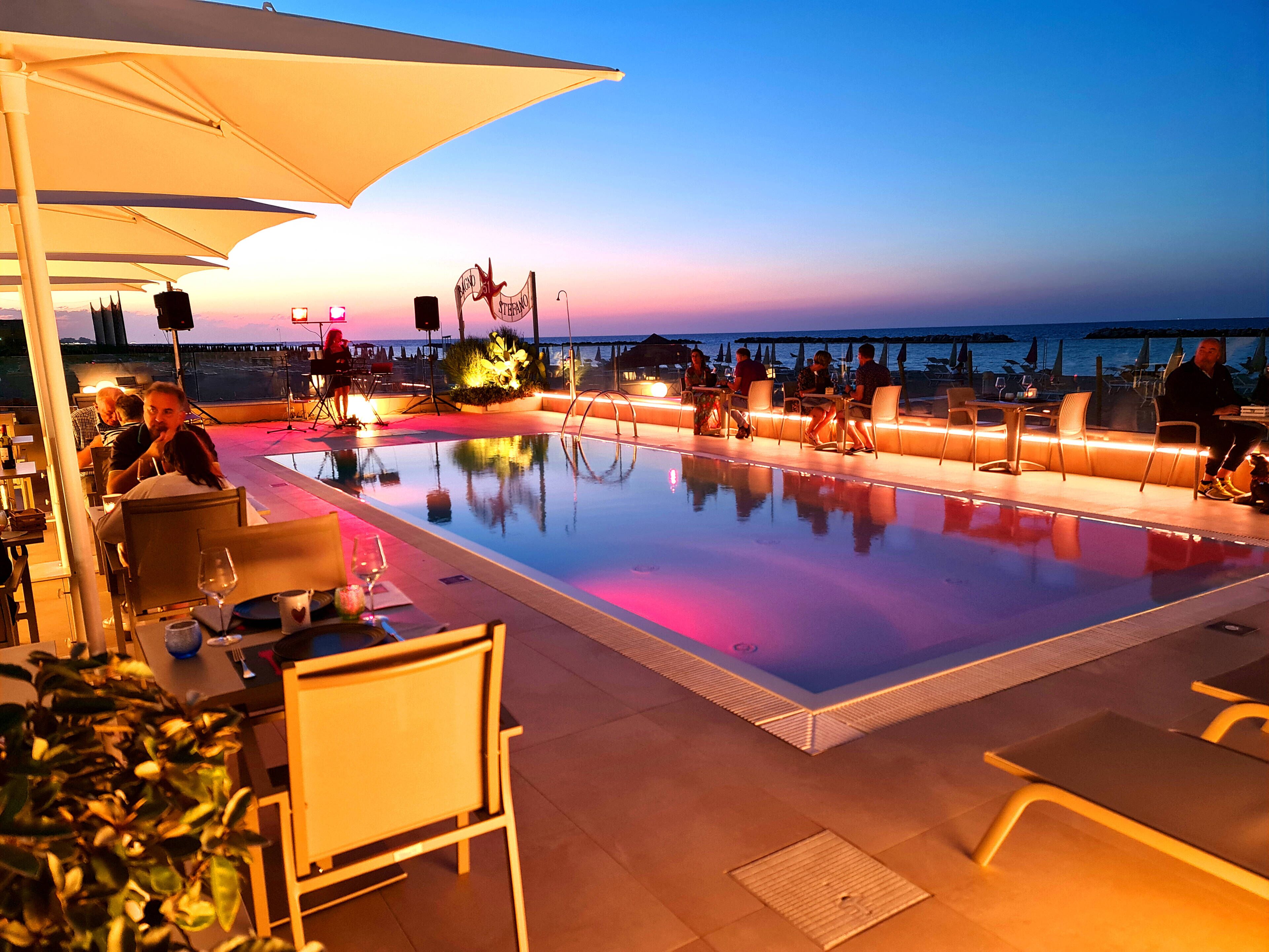 Seasonal outdoor pool, a heated pool