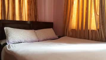 Deluxe Double Room | Desk, iron/ironing board, free WiFi