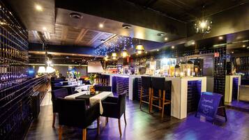Bar lounge