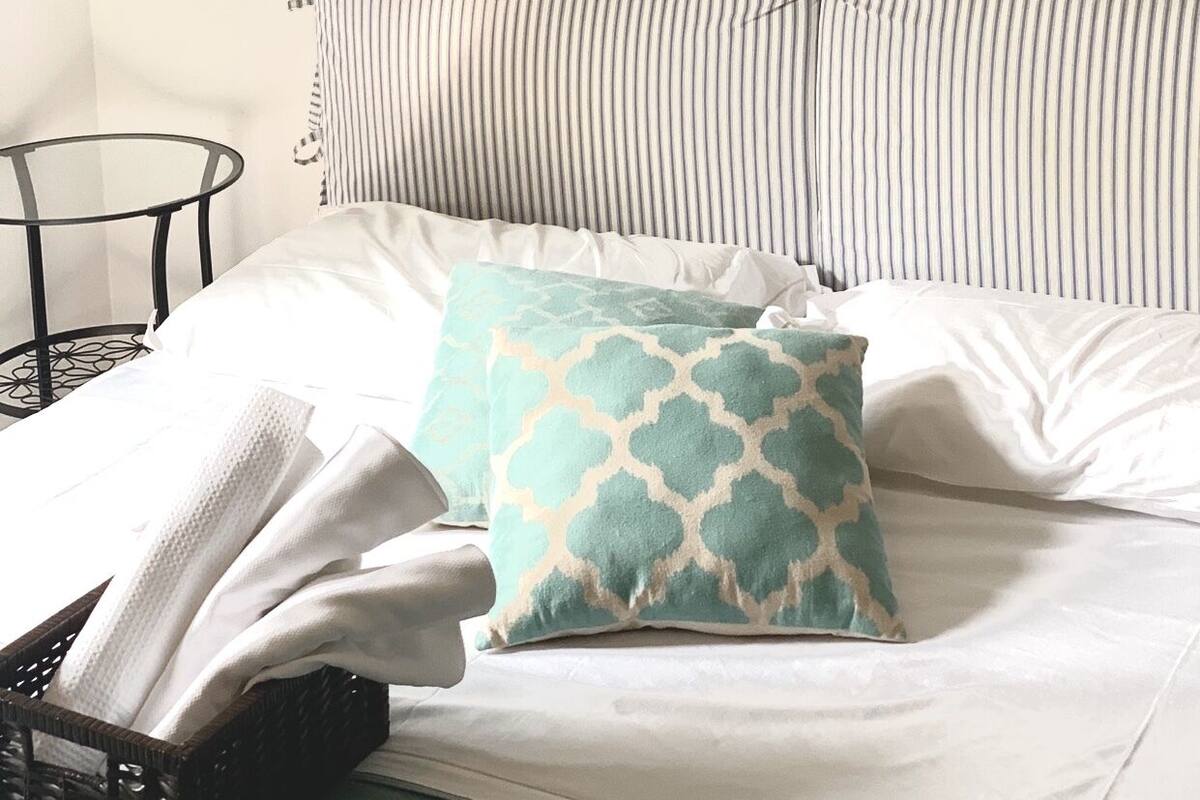 In-room safe, desk, free WiFi, bed sheets