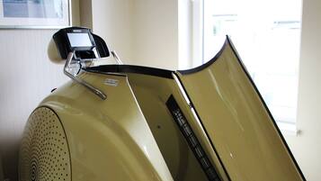 Körperbehandlungen, Hydrotherapie, Aromatherapie, Körperpeelings