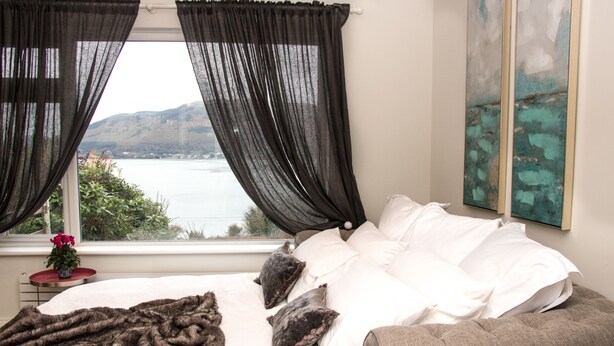 Unclassified image, 1 of 22, button - Carlingford Sea Cottage (Carlingford)
