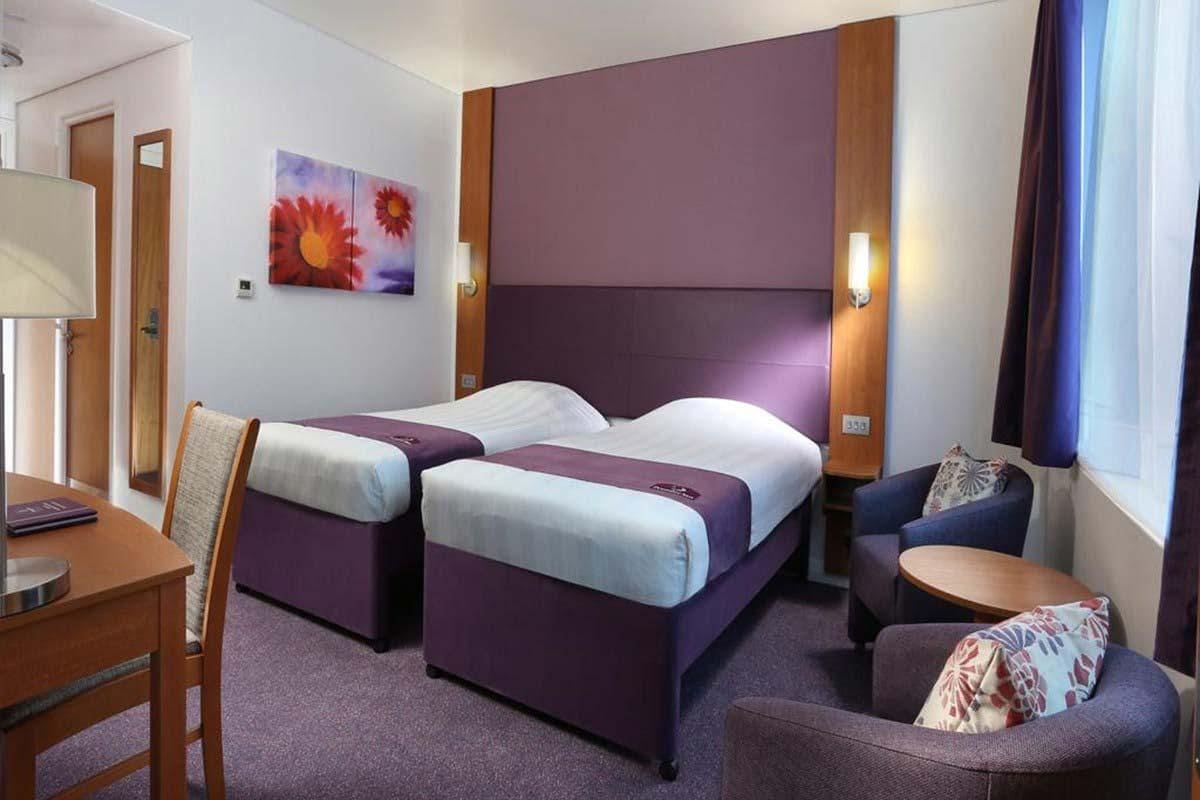 1 bedroom, premium bedding, in-room safe, desk