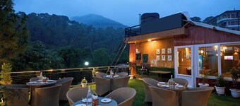 Treebo Roshan House With Valley View