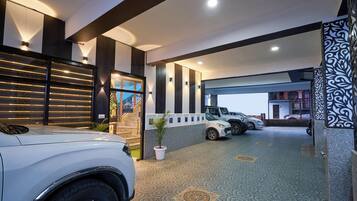 Free self parking