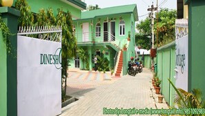 Property grounds - Hotel Dinesh (Dhangadhi)