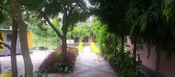 Hotel Dinesh