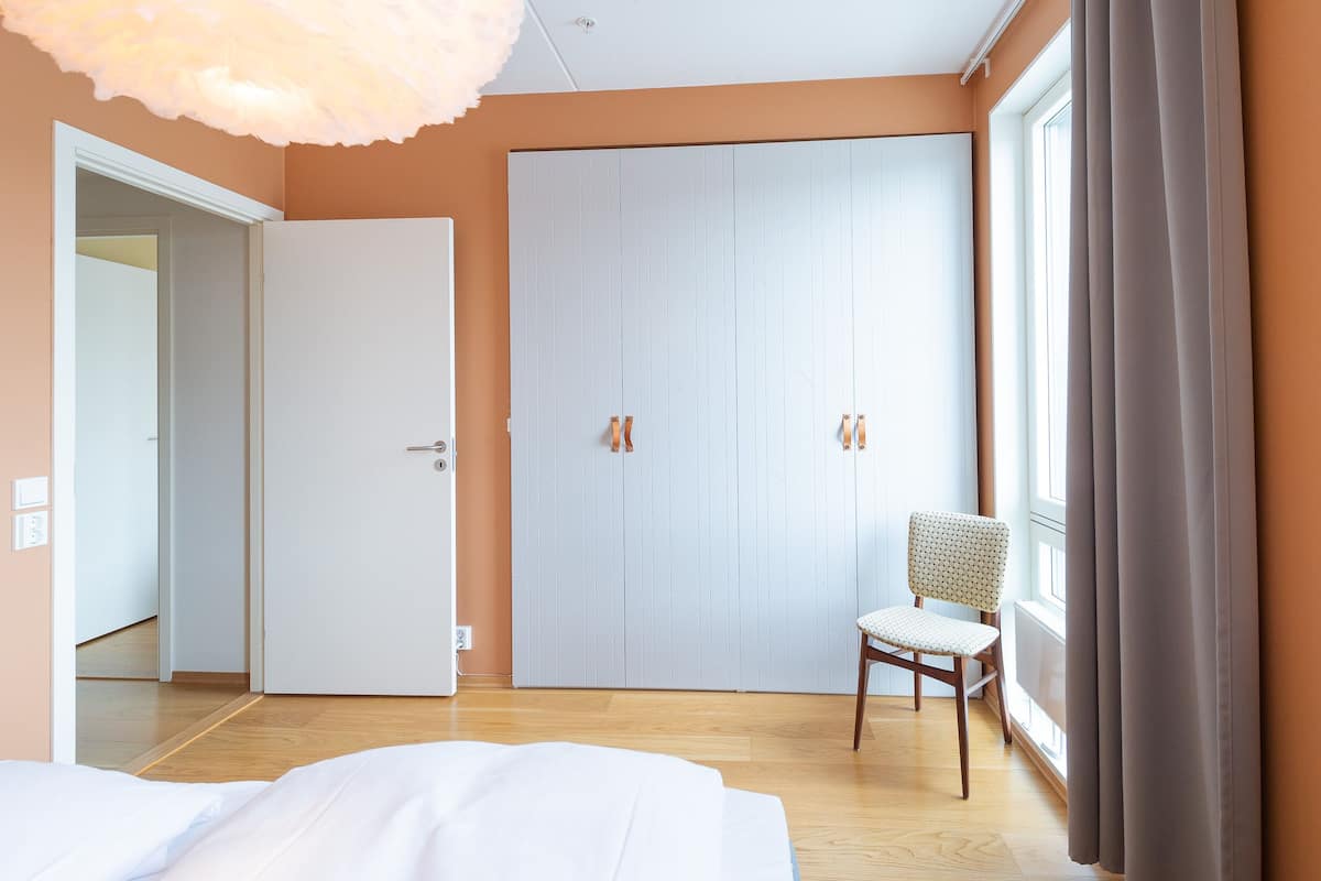 Apartment, 2 Bedrooms | 2 bedrooms, laptop workspace, soundproofing, iron/ironing board