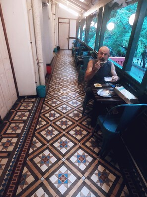 Interior detail - Carlton Hotel (Mumbai)