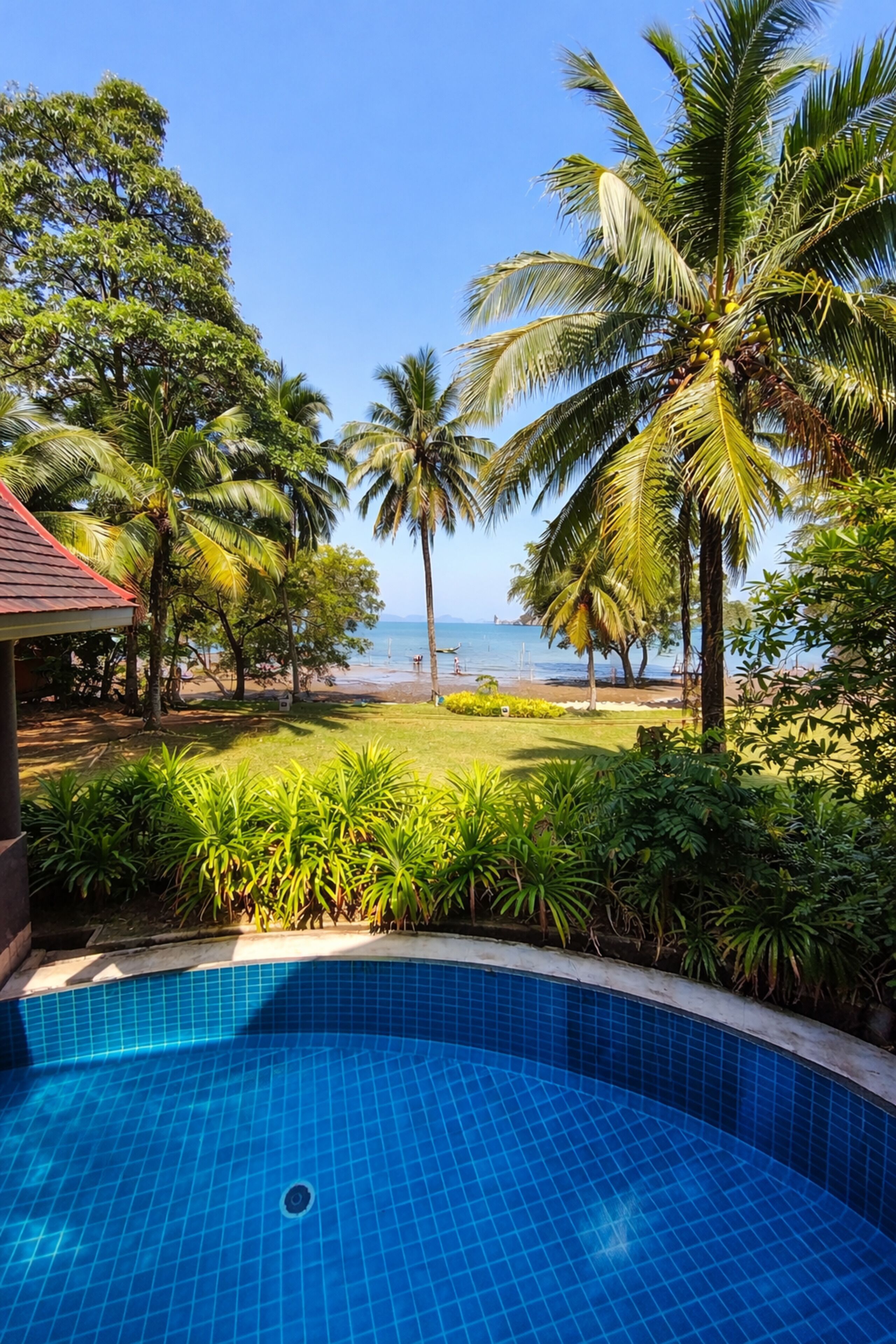 2-Bedroom Villa with Private Pool | 迷你吧、房內夾萬、書桌、遮光窗簾/窗簾