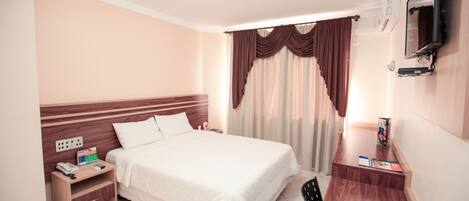 Habitación triple Deluxe | Balcón