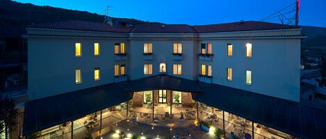 Overnatningsstedets indgangsparti