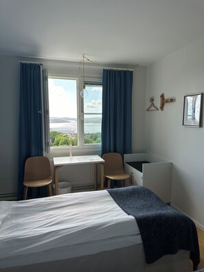 Desk, laptop workspace, iron/ironing board, free WiFi