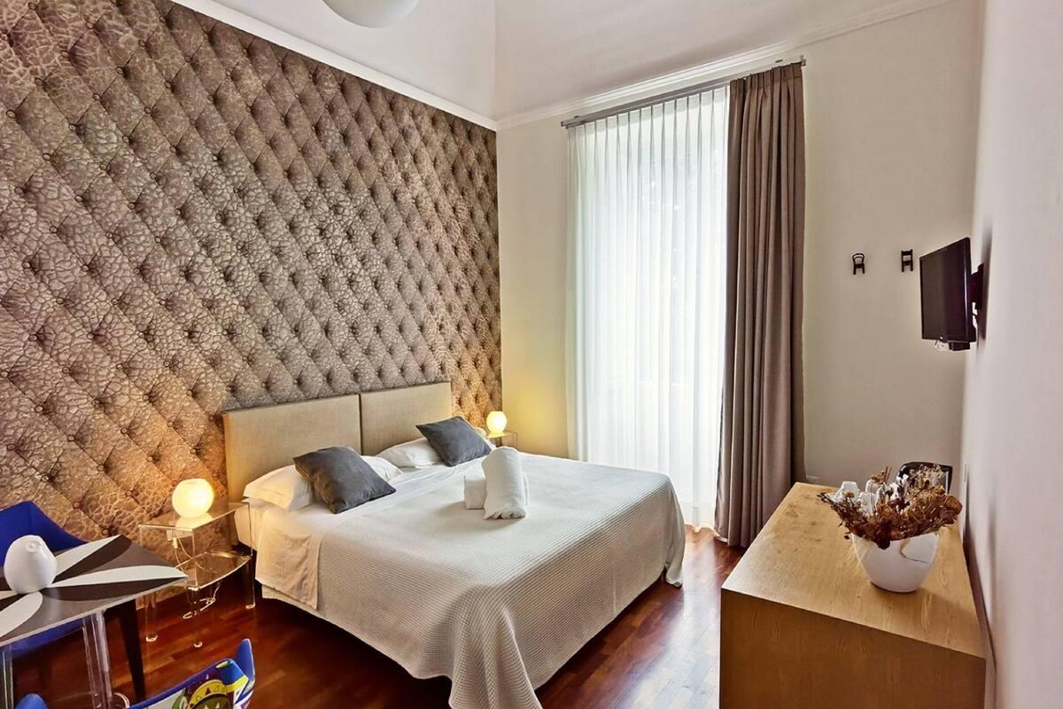Superior Double Room, 1 Bedroom, Terrace, City View | Premium bedding, down comforters, minibar, in-room safe