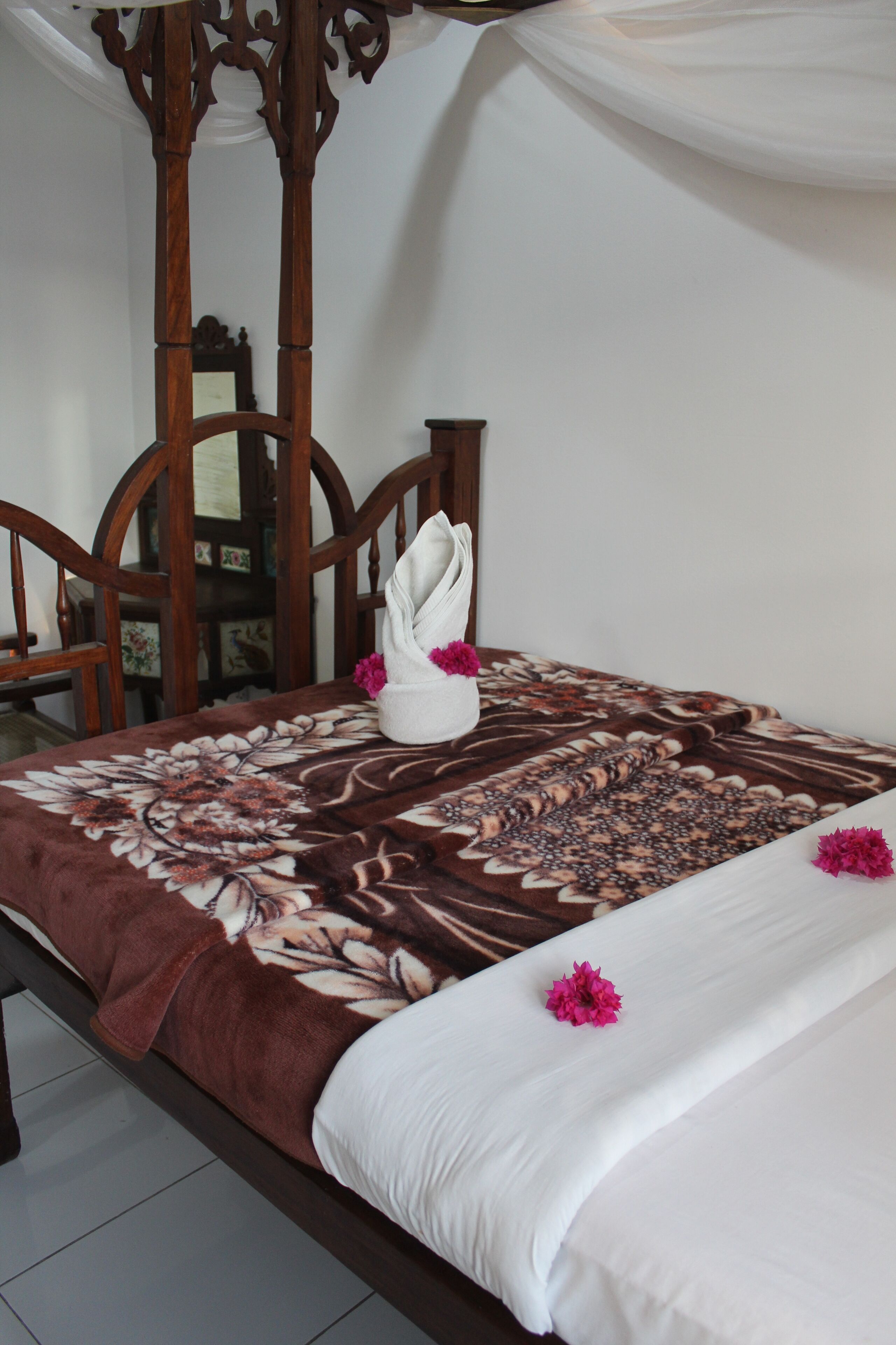 standard twin room | 1 bedroom, desk, blackout curtains, soundproofing