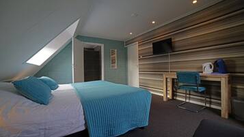 Comfort tweepersoonskamer, 2 eenpersoonsbedden | Een bureau, extra bedden, gratis wifi, rolstoeltoegankelijk