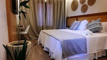 Habitación doble Premium | Minibar, escritorio, wifi gratis y ropa de cama