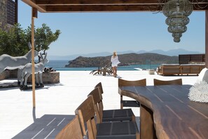 Villa | Terrace/patio