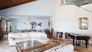 Luxury Villa, 4 Bedrooms, Private Pool, Sea View | Living area