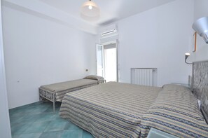 Apartment, 1 Bedroom, Sea View (min 7 nights 5 people) | 1 bedroom, cribs/infant beds, bed sheets - Residence Eco Del Mare Event (Centola)