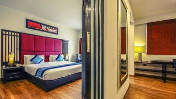 华丽客房, 1 张单人床 | 客房内保险箱、办公桌、熨斗/熨衣板、免费 WiFi