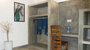 Exclusive Suite, 1 Double Bed, Balcony | Room amenity - drivethru Surfcamp - Hostel (Matara)