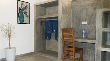Exclusive Suite, 1 Double Bed, Balcony | Room amenity