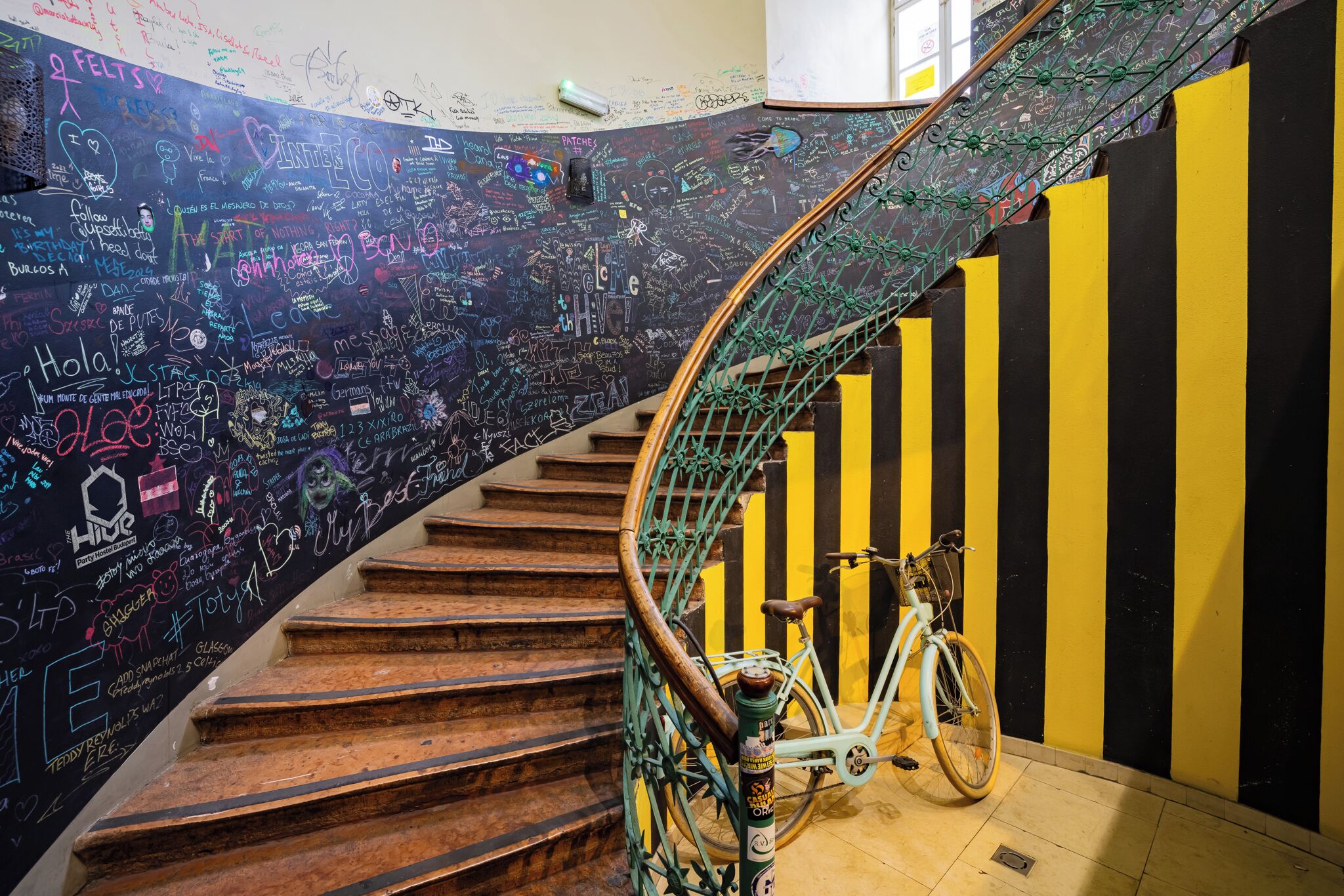 Pintu masuk hartanah