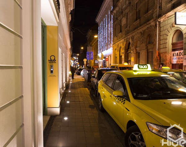 مدخل المنشأة