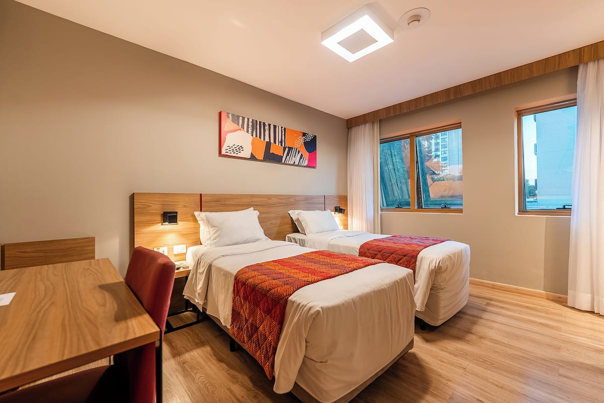 1 bedroom, in-room safe, desk, laptop workspace
