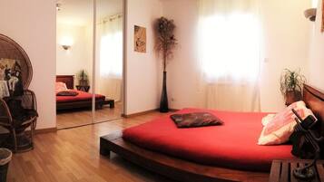 Soundproofing, free WiFi, wheelchair access