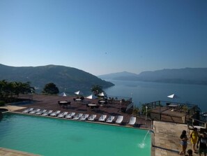 Outdoor pool - Flat Angra dos Reis Portogalo (Angra dos Reis)