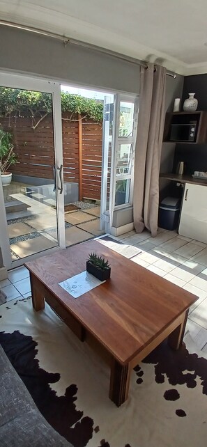 Executive Double or Twin Room, 1 King Bed - Reef View BnB (East London)