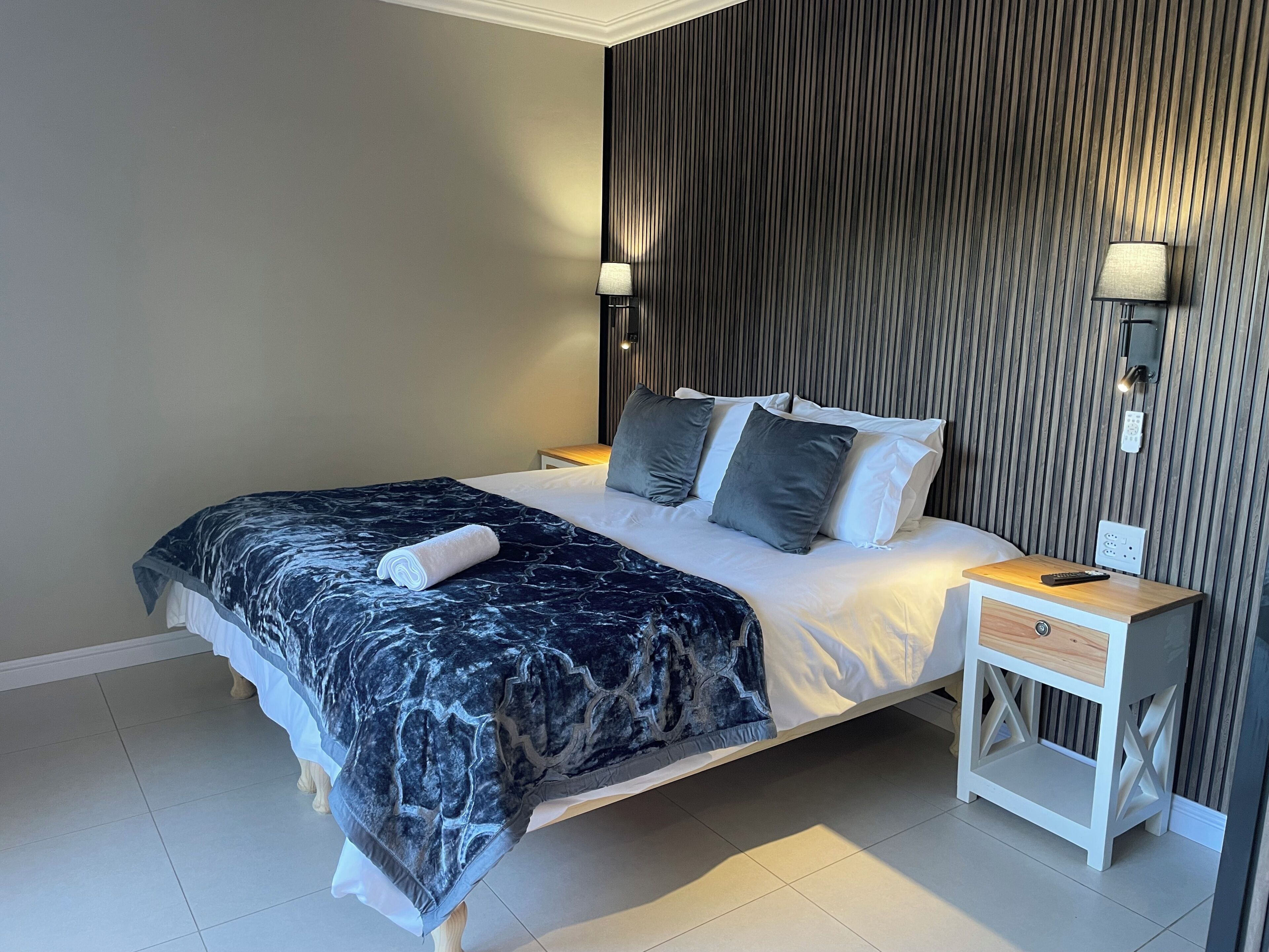 Luxury Double Room | 1 bedroom, premium bedding, memory-foam beds, in-room safe