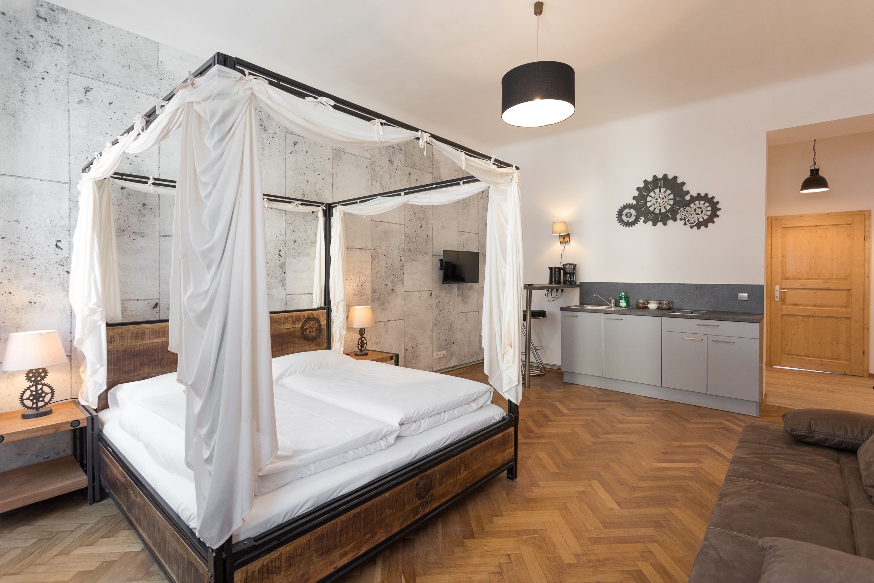 vintage studio am naschmarkt | 1 bedroom, iron/ironing board, free wifi, bed sheets