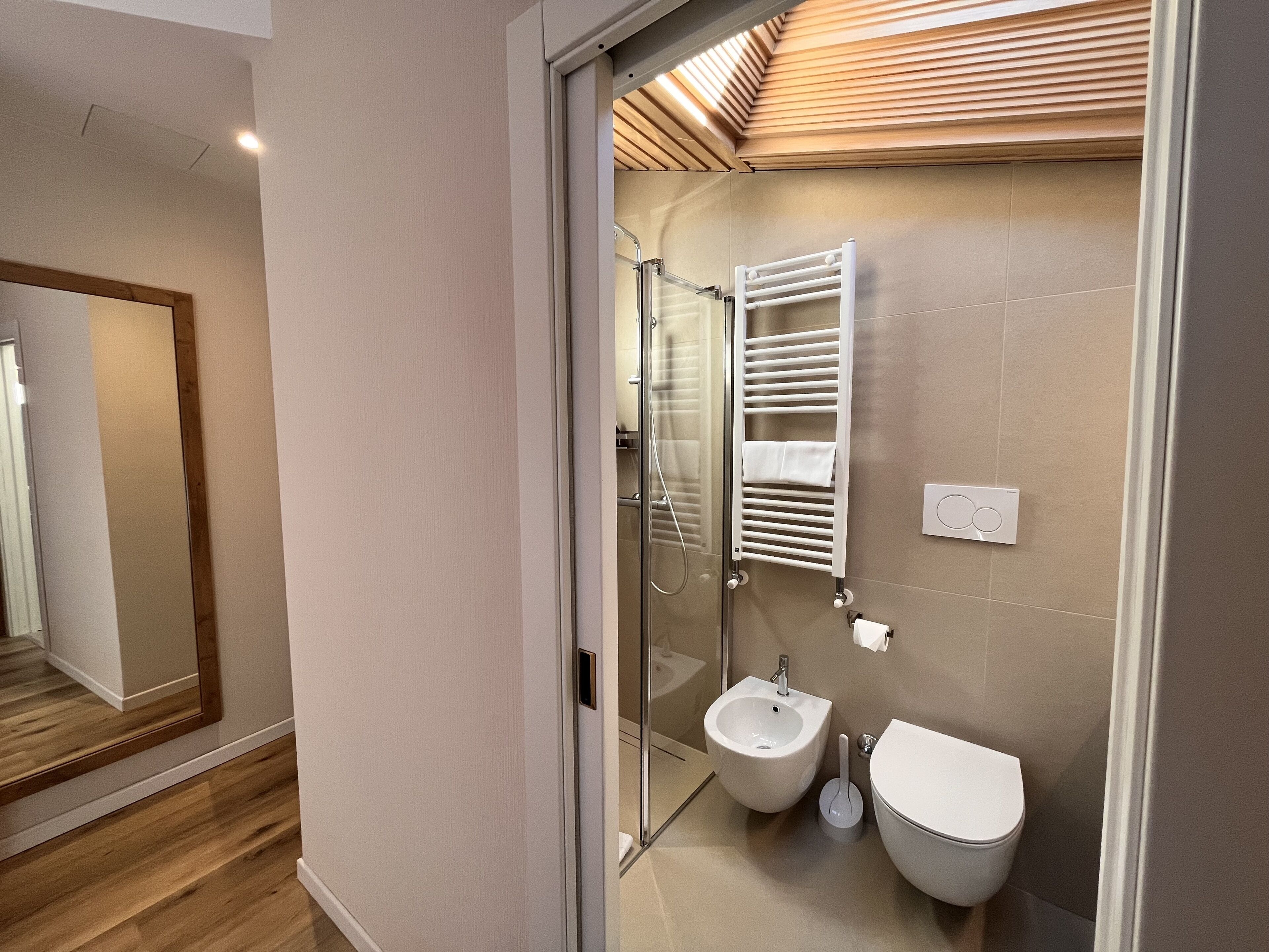 basic room, 1 large single bed | bathroom | eco-friendly toiletries, hair dryer, towels, soap