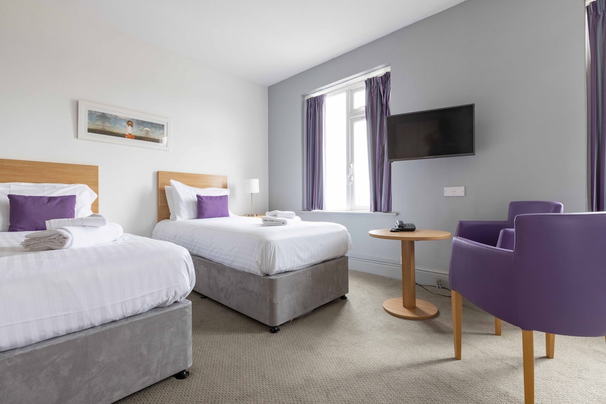 Desk, iron/ironing board, free WiFi, bed sheets