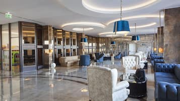 Khu tiếp khách ở sảnh