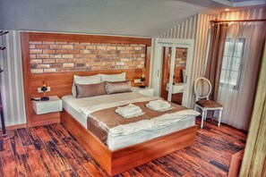 Soundproofing, iron/ironing board, free cots/infant beds, free WiFi - Serah Residence (Çaykara)