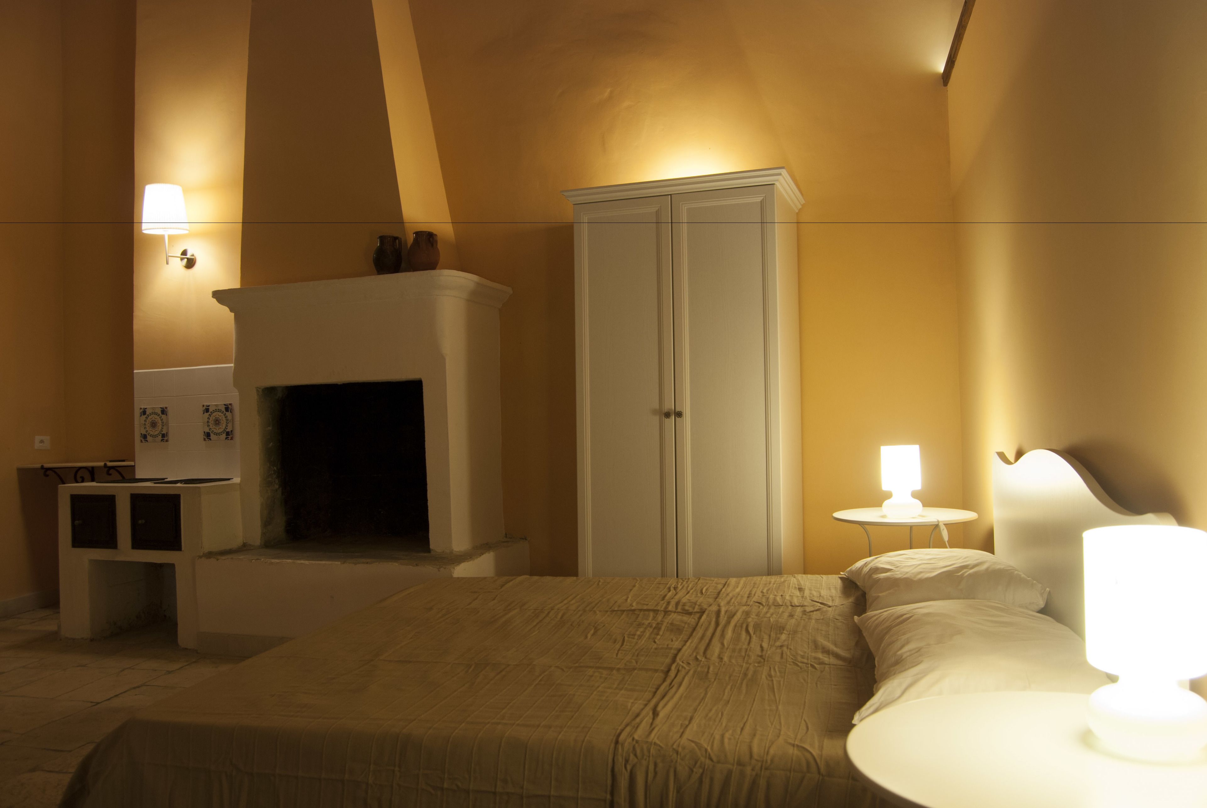 Habitación doble | Ropa de cama de alta calidad, minibar, escritorio y cunas (de pago)