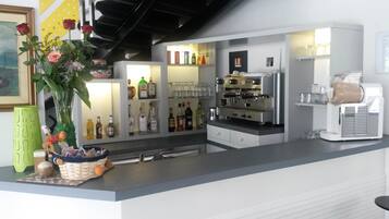 Bar (in der Unterkunft)