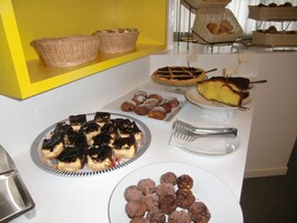 Desayuno buffet todos los días (con cargo)