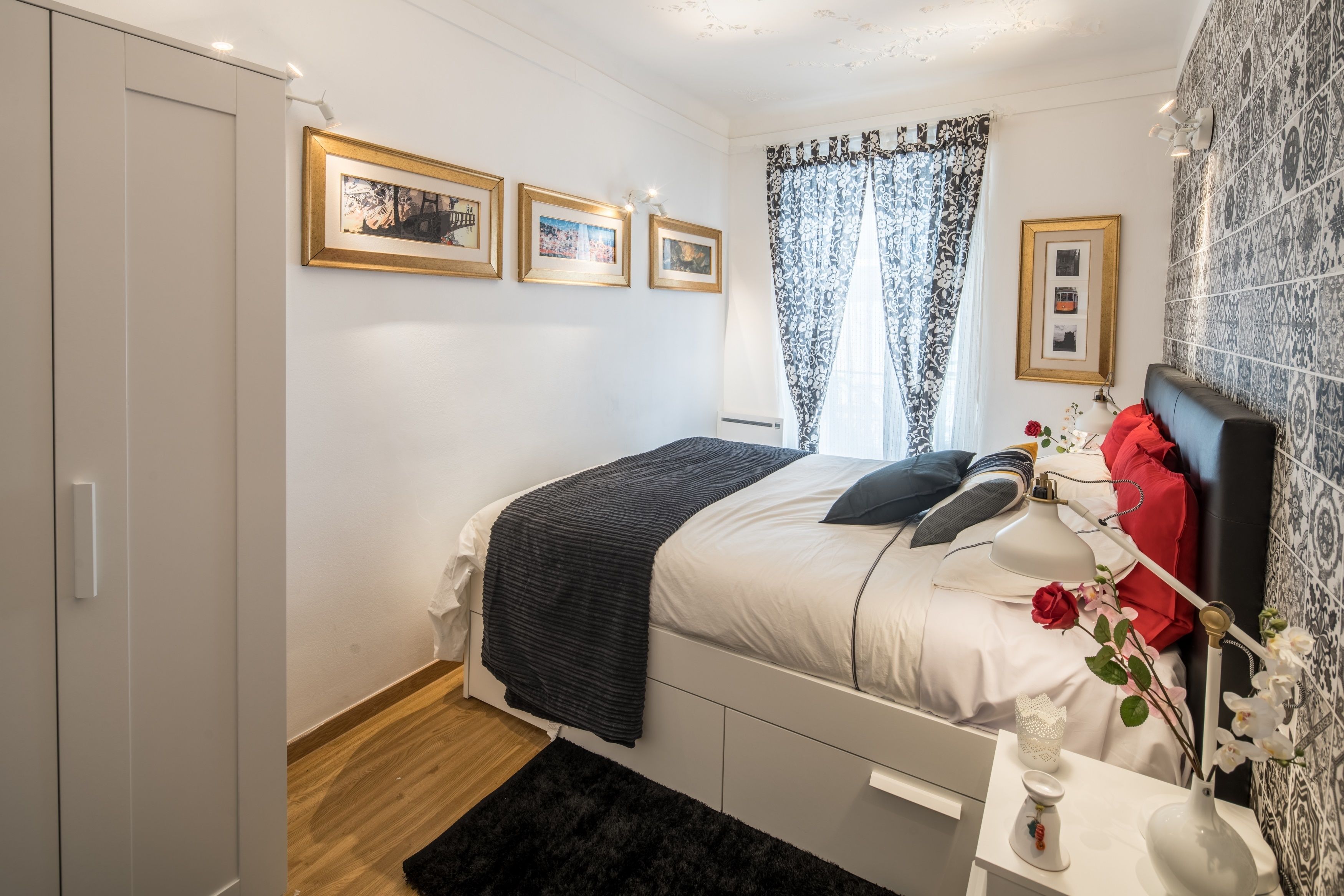 Photo - Lisbon Fragrances