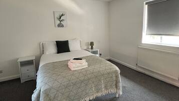 Standard Double Room, 1 Double Bed, Non Smoking | Desk, iron/ironing board, cribs (surcharge), rollaway beds (surcharge)