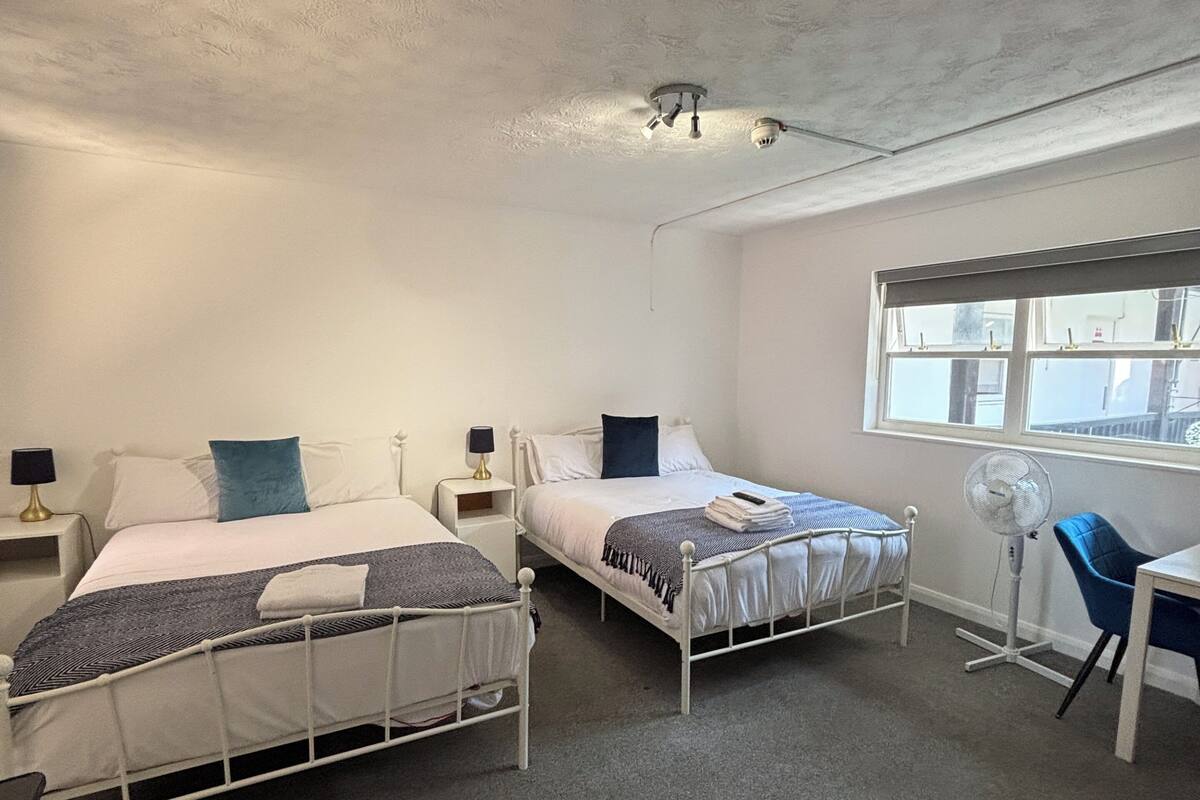 Desk, iron/ironing board, cribs (surcharge), rollaway beds (surcharge)