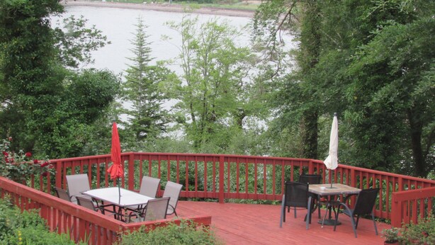 Terrace/patio - Watersedge (Kenmare)