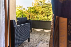 Comfort Suite, River View | Balcony